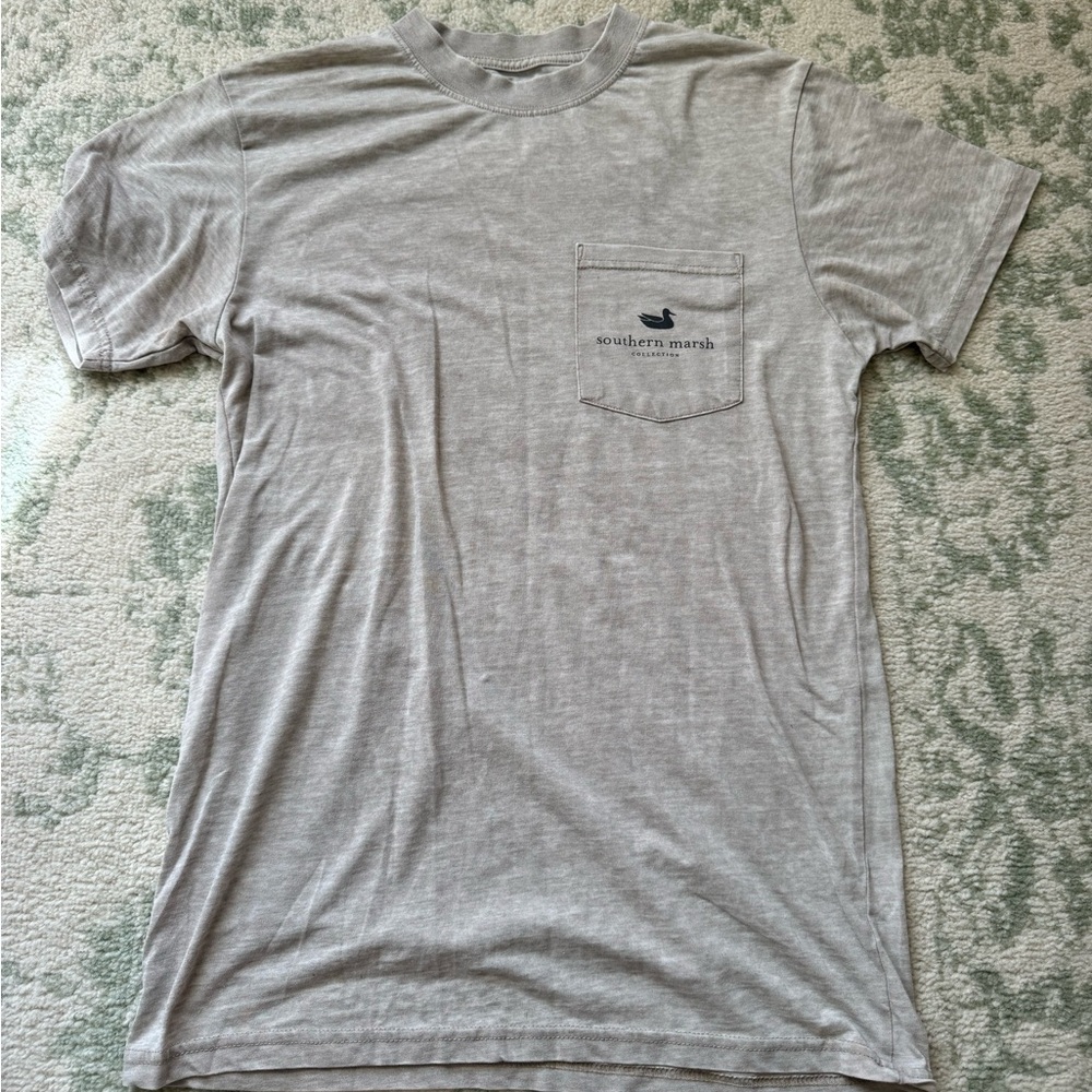 Women’s American flag southern marsh T-shirt!